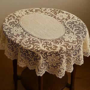 5 Vintage Lace Tablecloth Oval Shape for Side Table